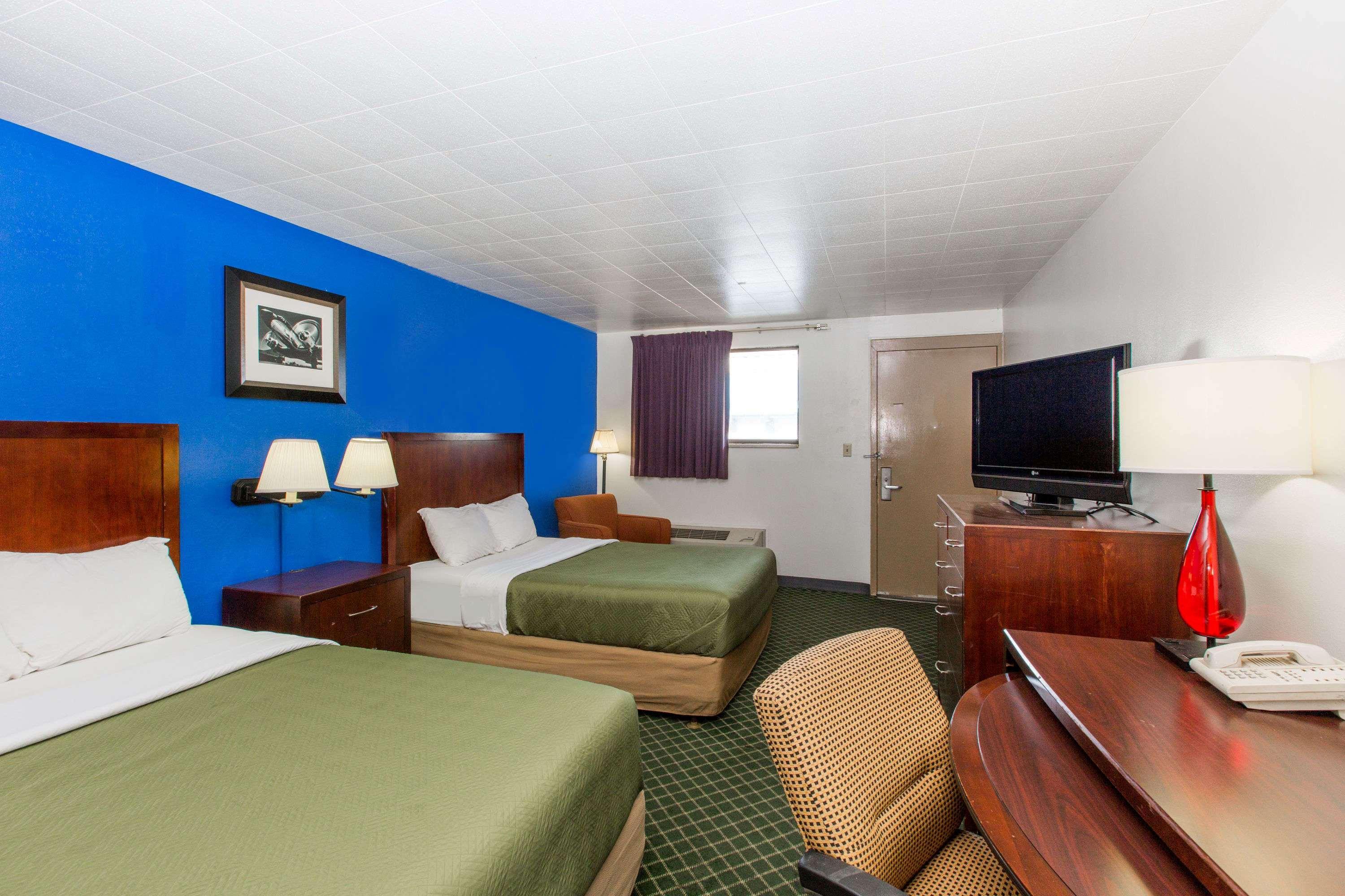 Travelodge By Wyndham Great Bend Dış mekan fotoğraf